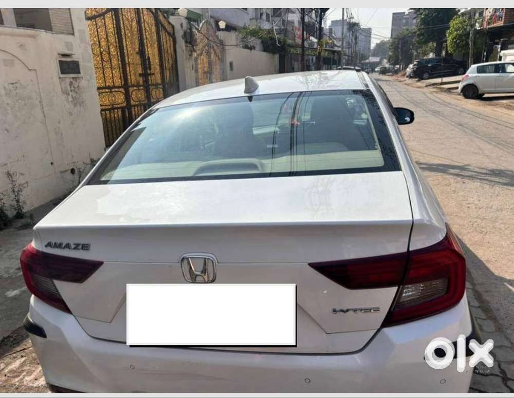 Honda Amaze 2022 Petrol 32000 Km Driven