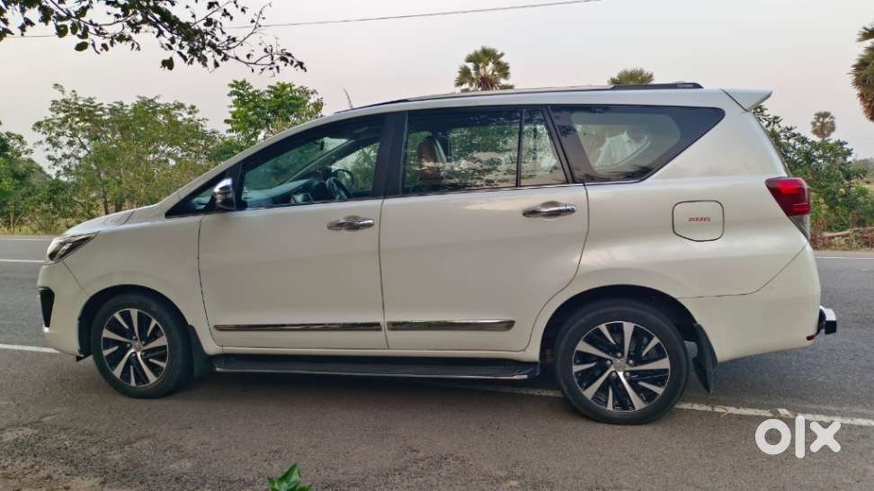 Toyota Innova Crysta Zx 2.4 Diesel 7 Seater, 2022, Diesel
