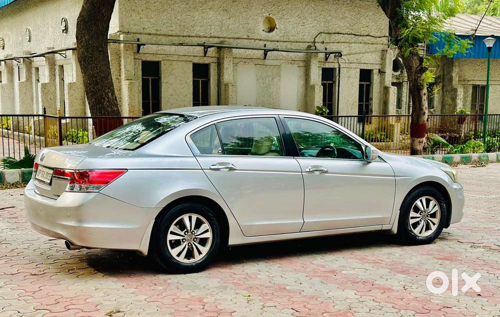 Honda Accord 2.4 Manual, 2012, Petrol