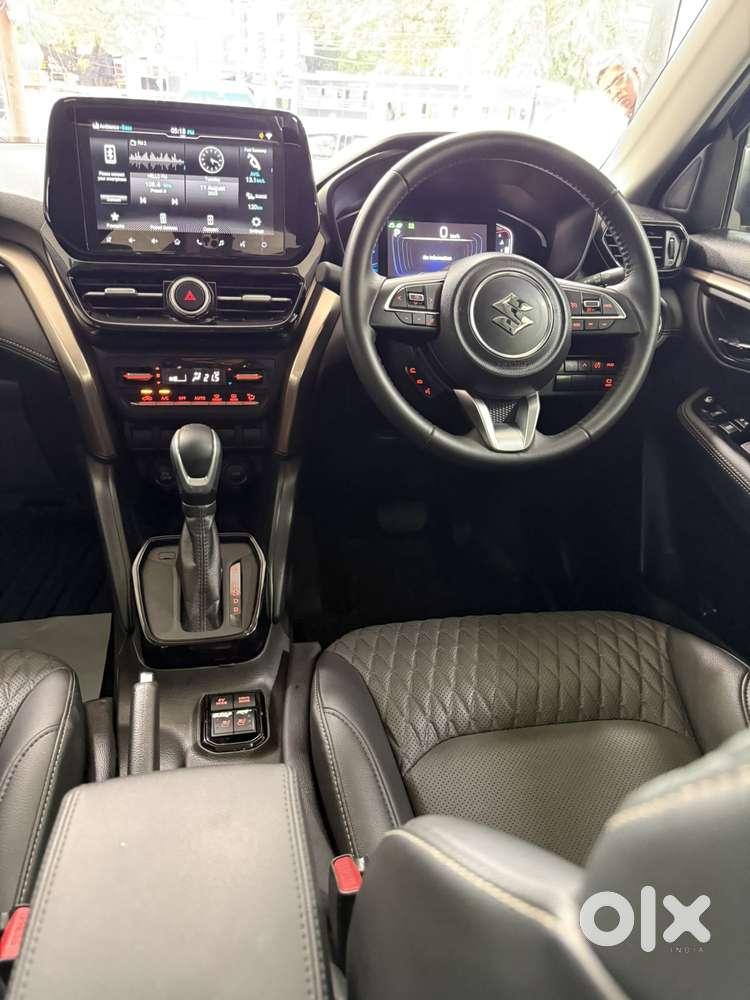 Maruti Suzuki Grand Vitara 1.5 Alpha Plus Intelligent Hybrid Ecvt, 2..