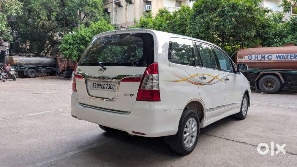 Toyota Innova 2.5 Vx 8 Str, 2015, Diesel