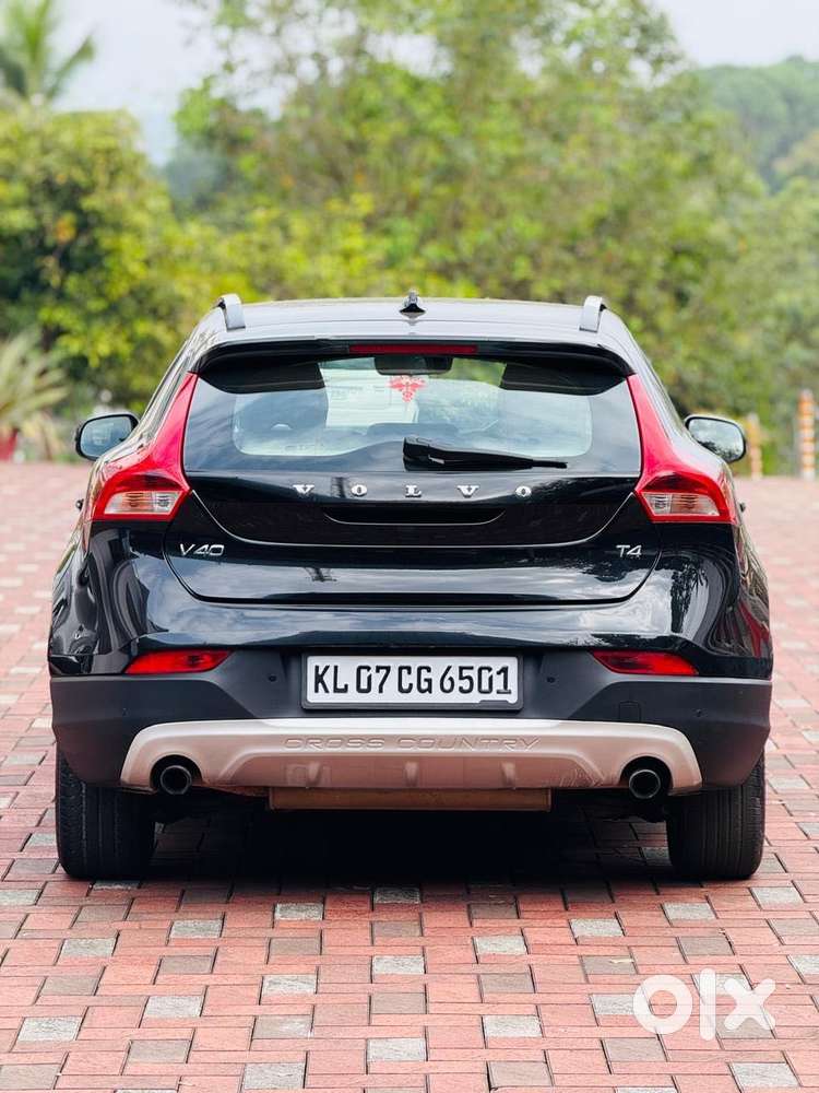 Volvo V40 Cross Country D3 Inscription, 2016, Petrol