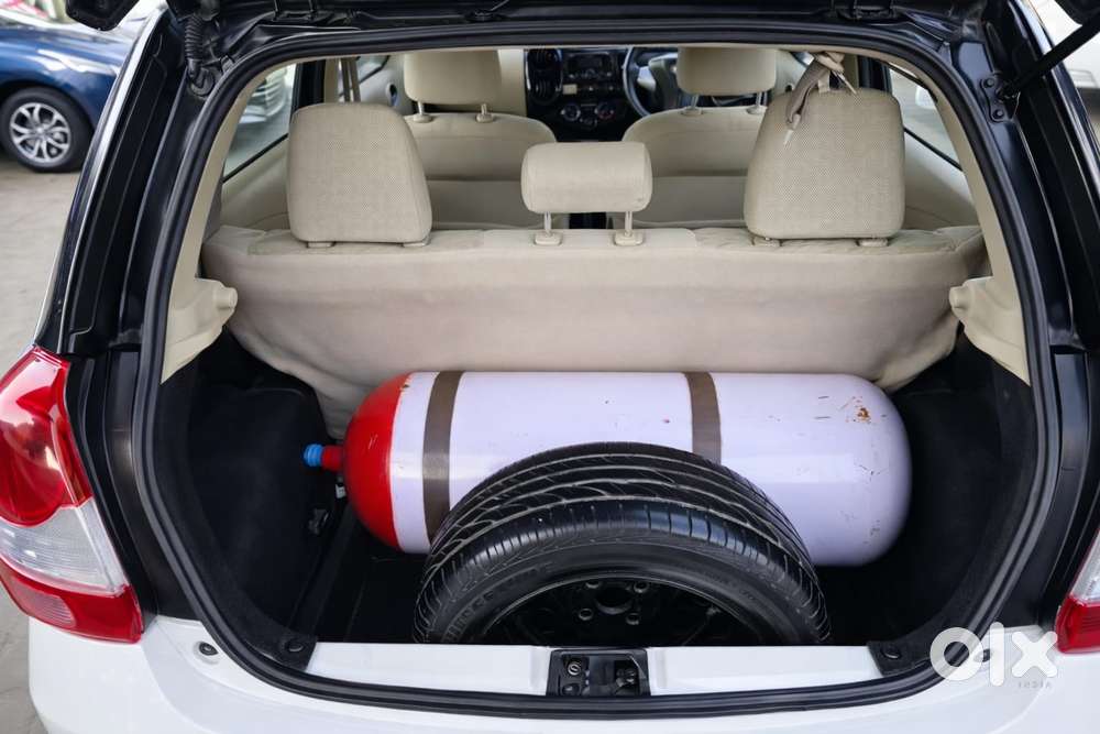 Toyota Etios Liva 1.2 Vx Dual Tone Limited Edition Petrol, 2019, Cng..