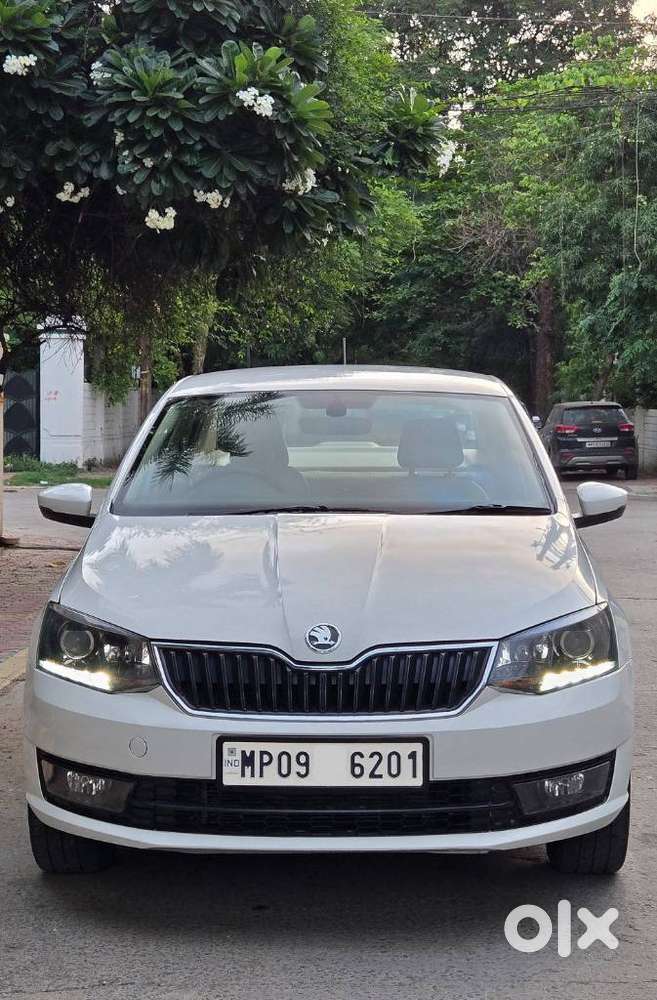 Skoda Rapid 1.6 Mpi Style, 2018, Petrol