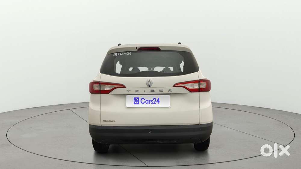 Renault Triber Rxl, 2022, Petrol