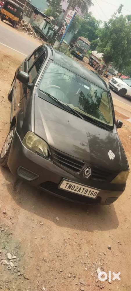 Mahindra Verito Petrol 2012
