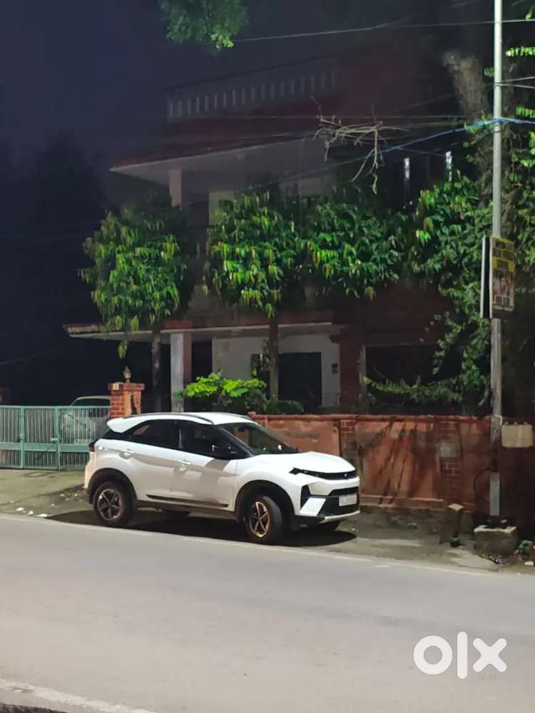 Tata Nexon Creative Plus Petrol Manual In Excellent Condition
