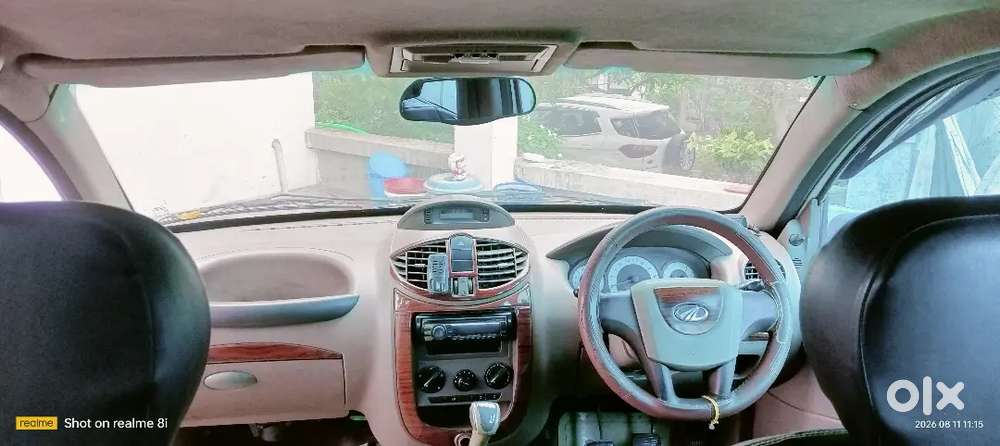 Mahindra Xylo 2011
