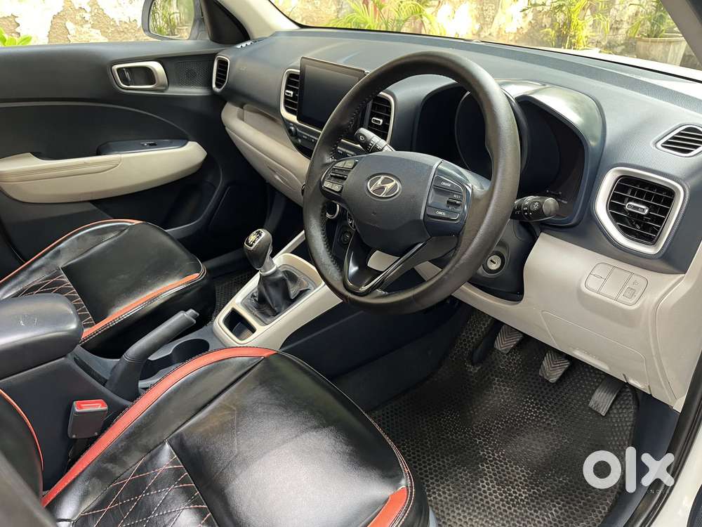 Hyundai Venue Sx Dual Tone Turbo, 2019, Petrol
