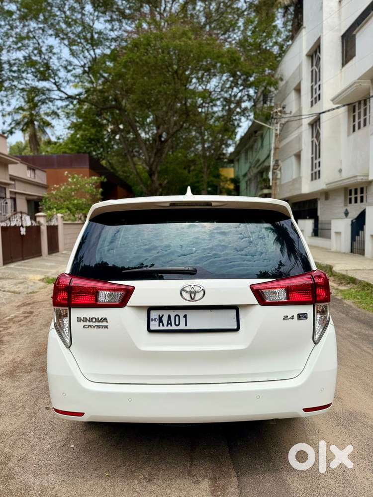 Toyota Innova Crysta [2020-ongoing] 2.4 Gx At 7 Str, 2022, Diesel