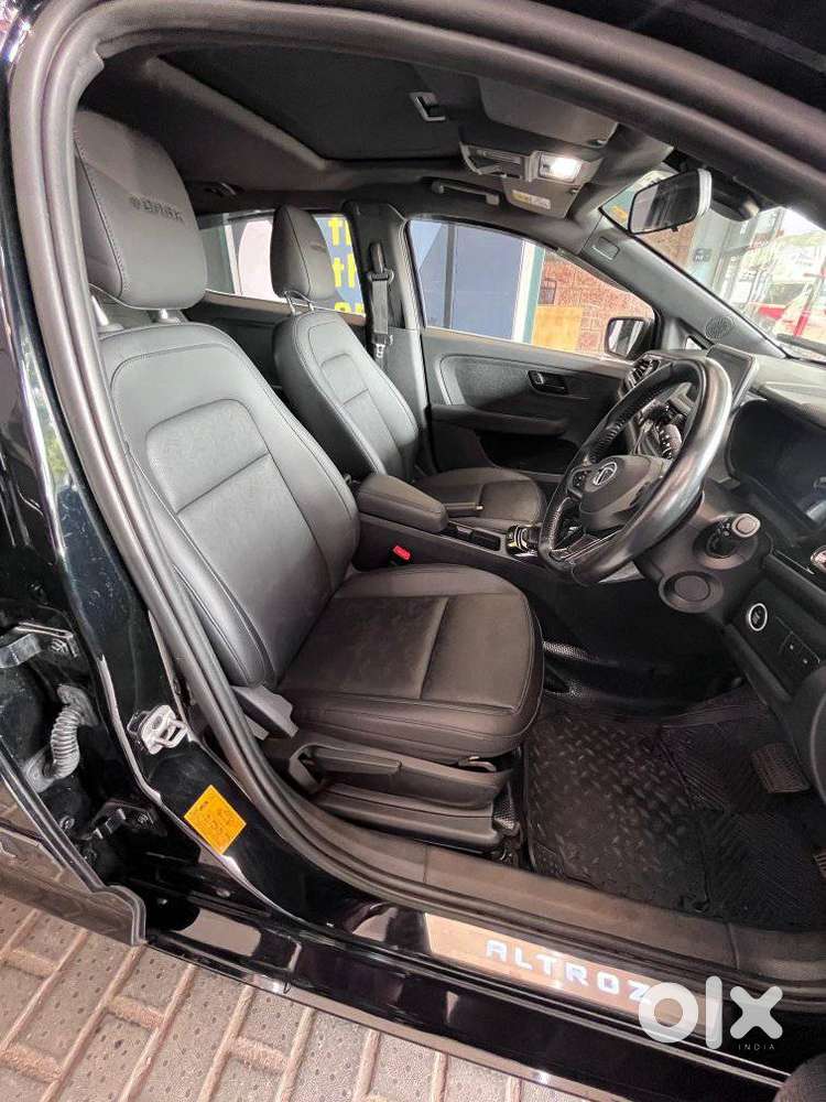 Tata Altroz, 2023, Petrol