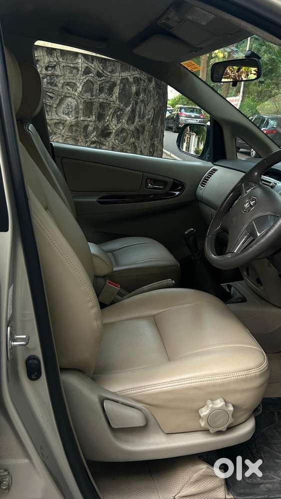 Toyota Innova [2013-2016] 2.5 V Diesel 7 Str, 2013, Diesel