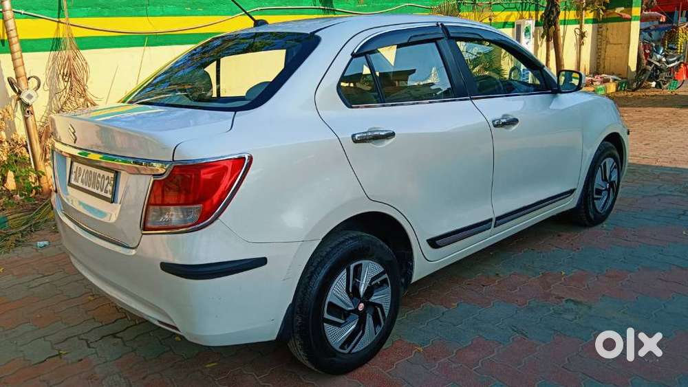 Maruti Suzuki Swift Dzire 1.2 Vxi Bsiv, 2023, Petrol