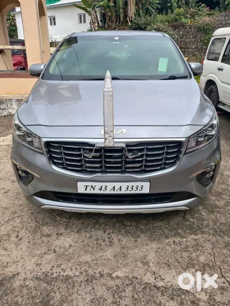 Kia Carnival Limousine 7 2023