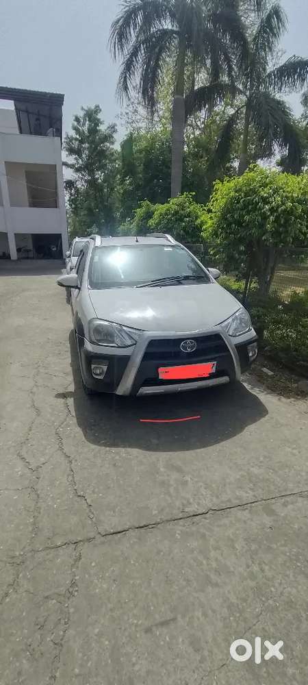 Toyota Etios Cross 2014 Diesel 138000 Km Driven