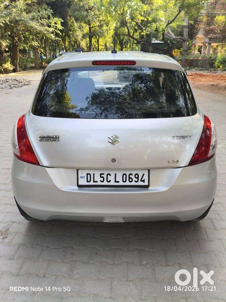 Maruti Suzuki Swift Lxi Option, 2015, Petrol