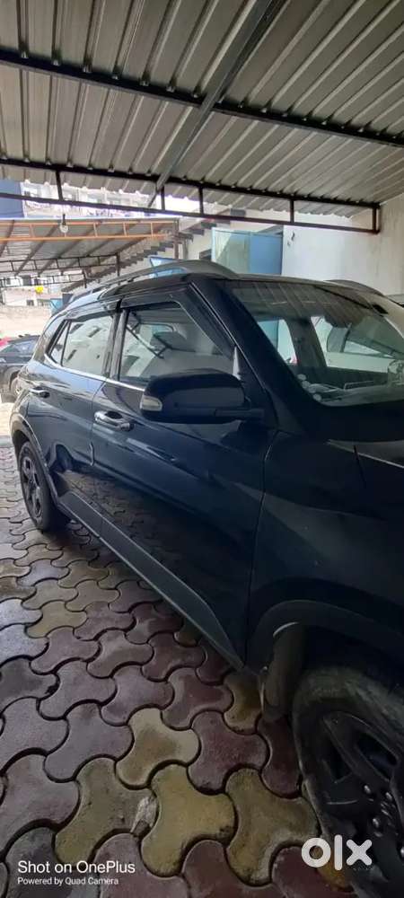 Hyundai Venue Petrol Manual 2024