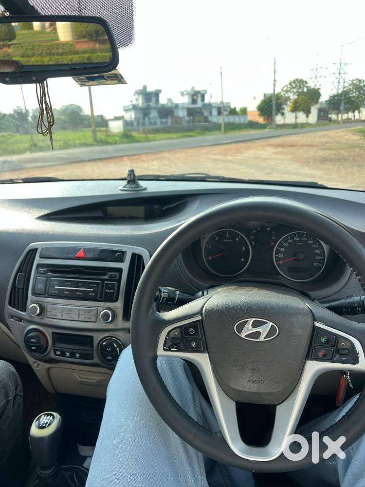 Hyundai I20 Sportz 1.2 Bs-iv, 2012, Diesel