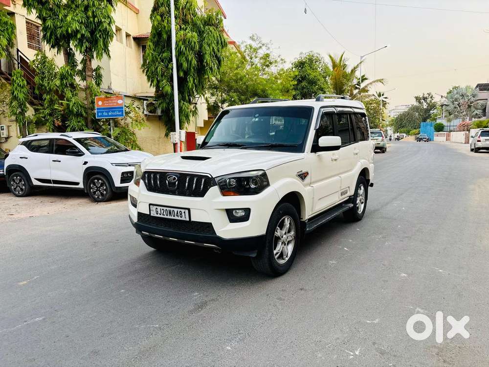 Mahindra Scorpio S10, 2014, Diesel