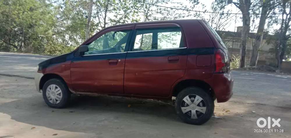 Red Maruti Suzuki