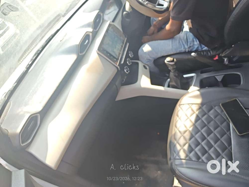Nissan Magnite 1.0 Xv, 2021, Petrol