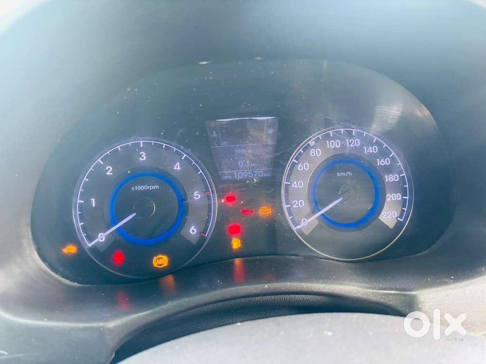 Hyundai Verna Hyundai-verna-crdi-1.6-sx-option, 2014, Diesel