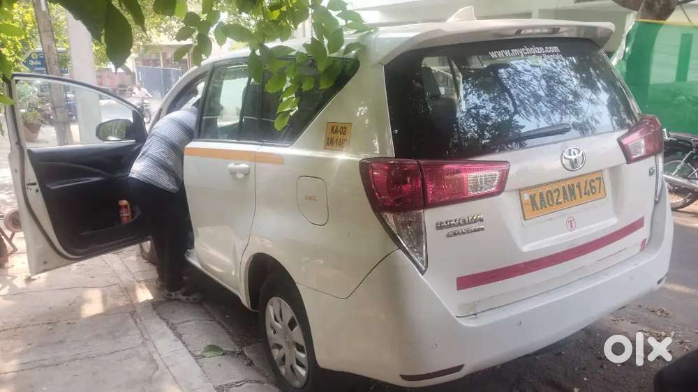 Toyota Innova Crysta 2020 Diesel 250000 Km Driven