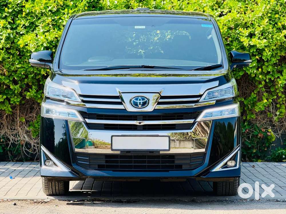 Toyota Vellfire 2.5 Hybrid, 2021, Petrol