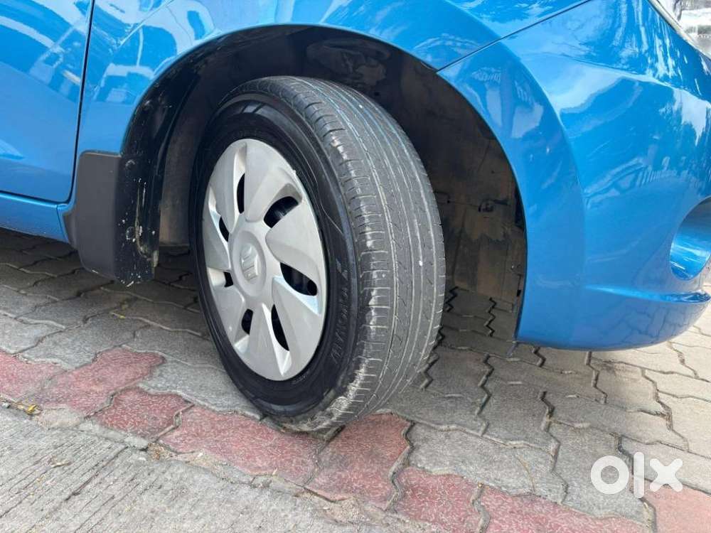 Maruti Suzuki Celerio 1.0 Vxi (o) Amt, 2015, Petrol