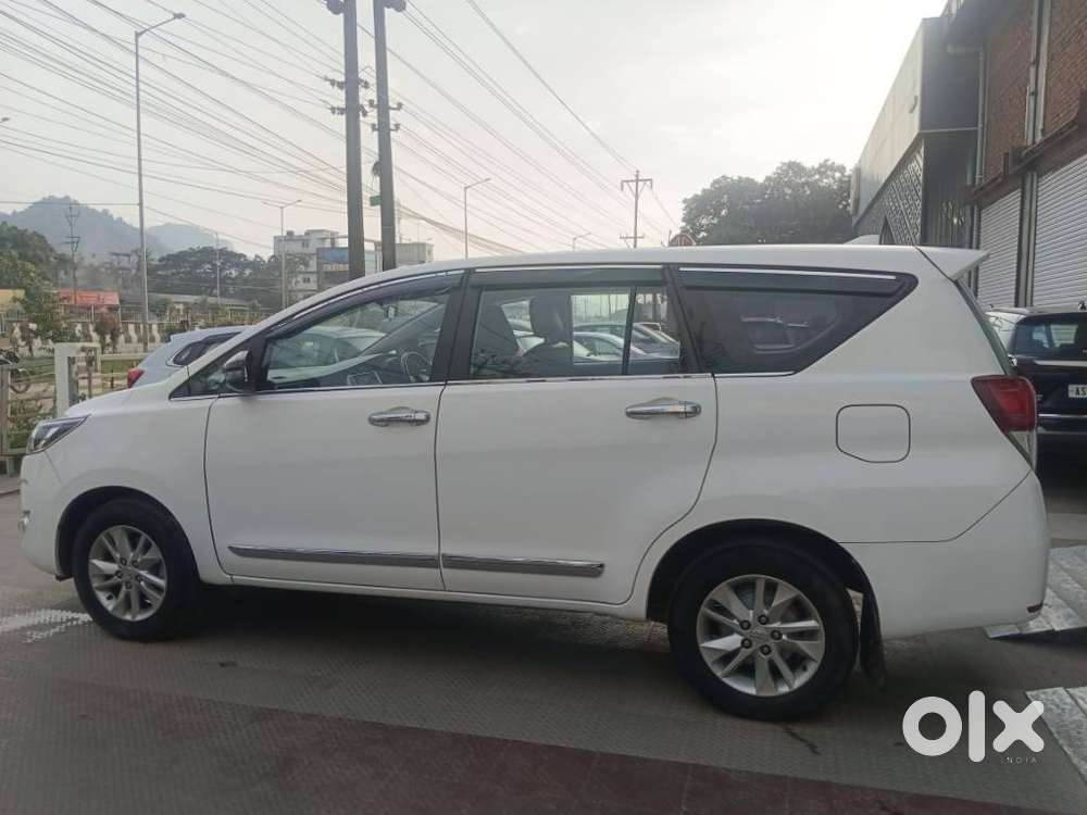 Toyota Innova Crysta 2.4 Gx Mt, 2024, Diesel
