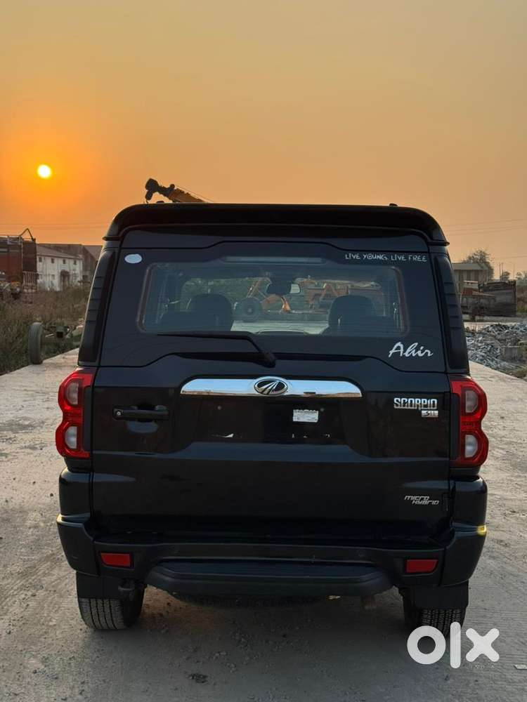 Mahindra Scorpio