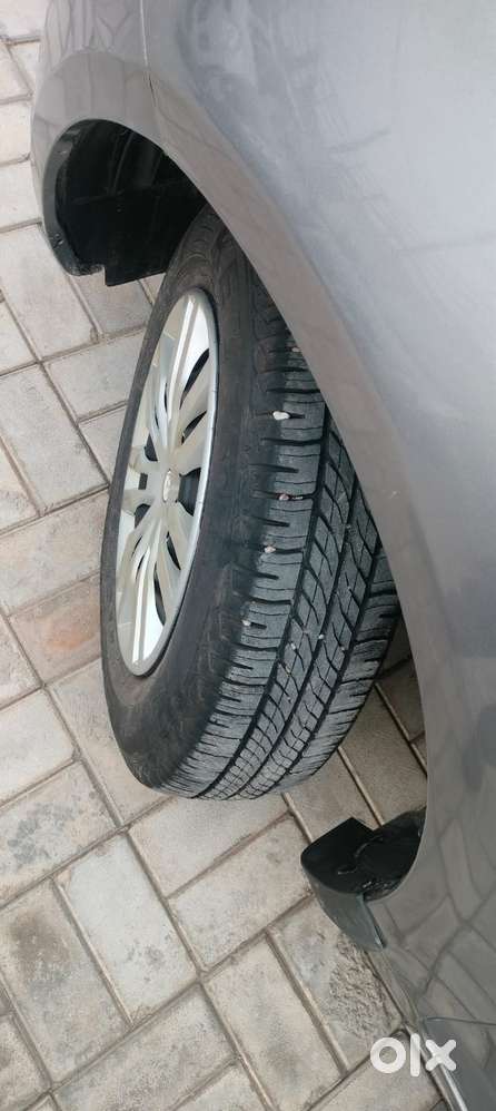 Maruti Suzuki Dzire 1.2 Vxi, 2014, Petrol