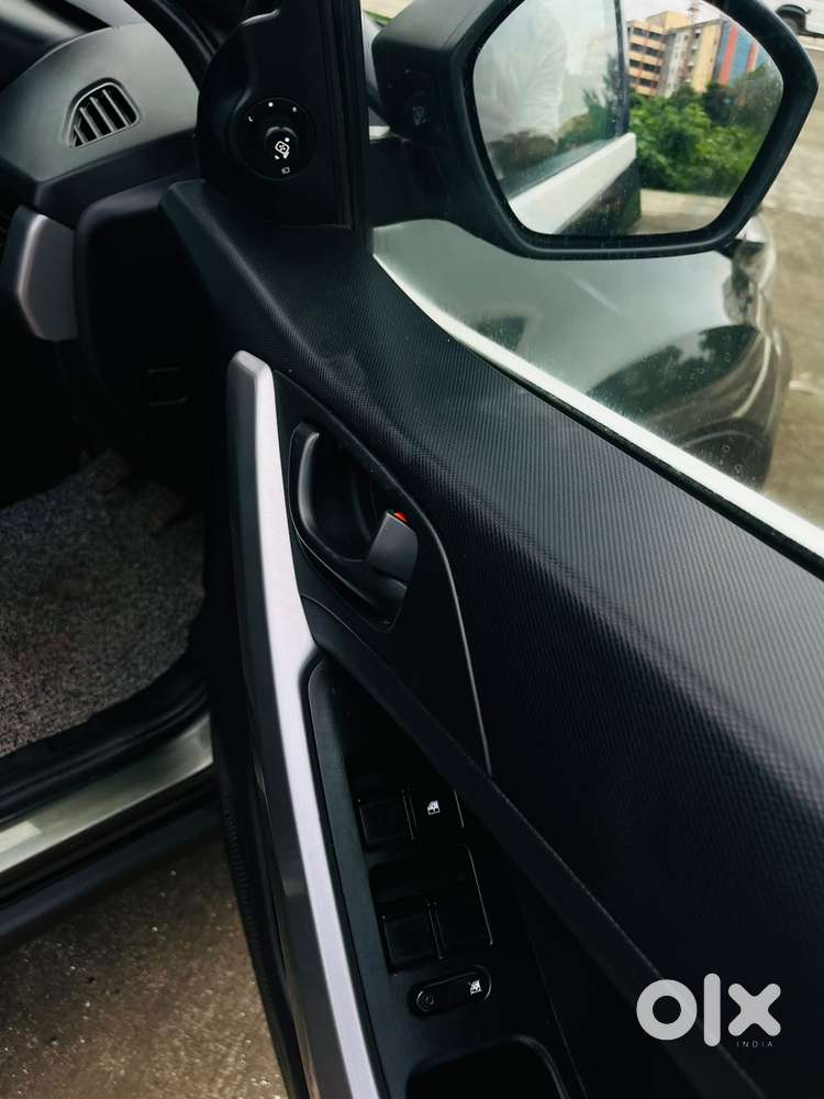 Tata Nexon 1.2 Revotron Xm (s), 2021, Petrol