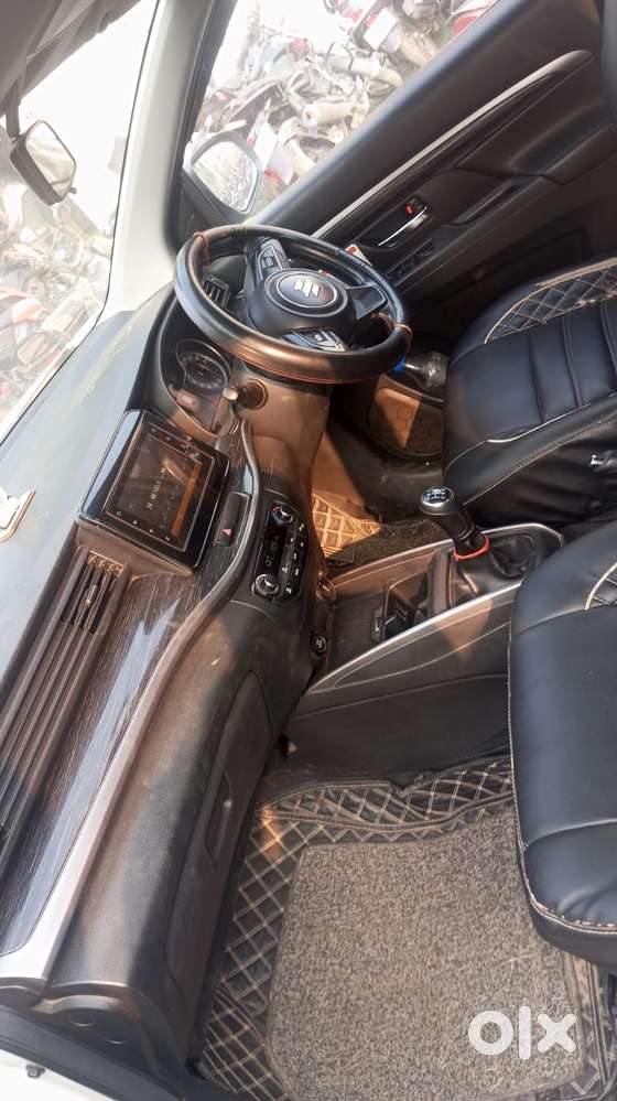 Maruti Suzuki Xl6 1.5 Zeta Mt, 2024, Cng & Hybrids