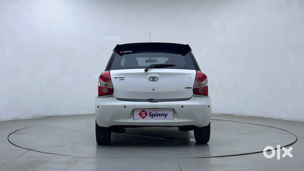 Toyota Etios Liva V, 2016, Petrol