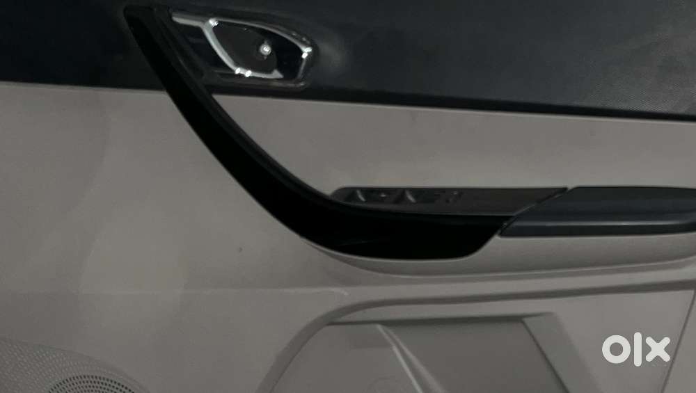 Tata Tiago 1.2 Revotron Xz, 2018, Petrol
