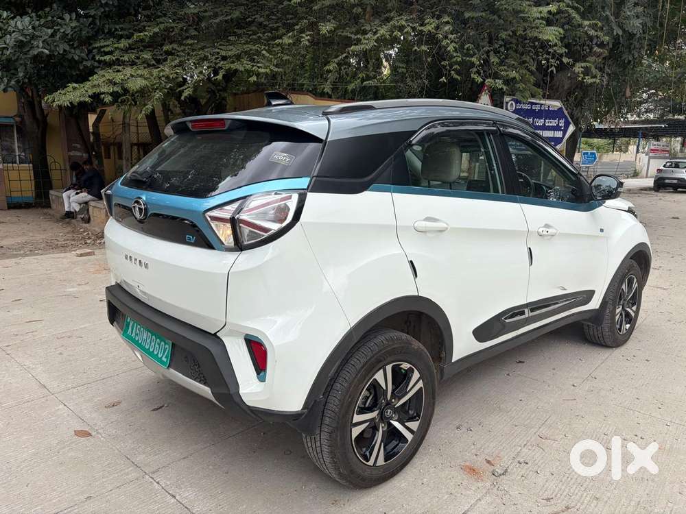 Tata Nexon Ev Max 3.3 Kw Xz Plus Lux, 2023, Electric