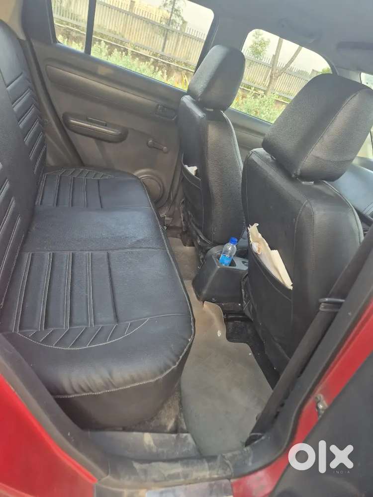 2010 Model Red Colour 5 Year Passing Front Window Power