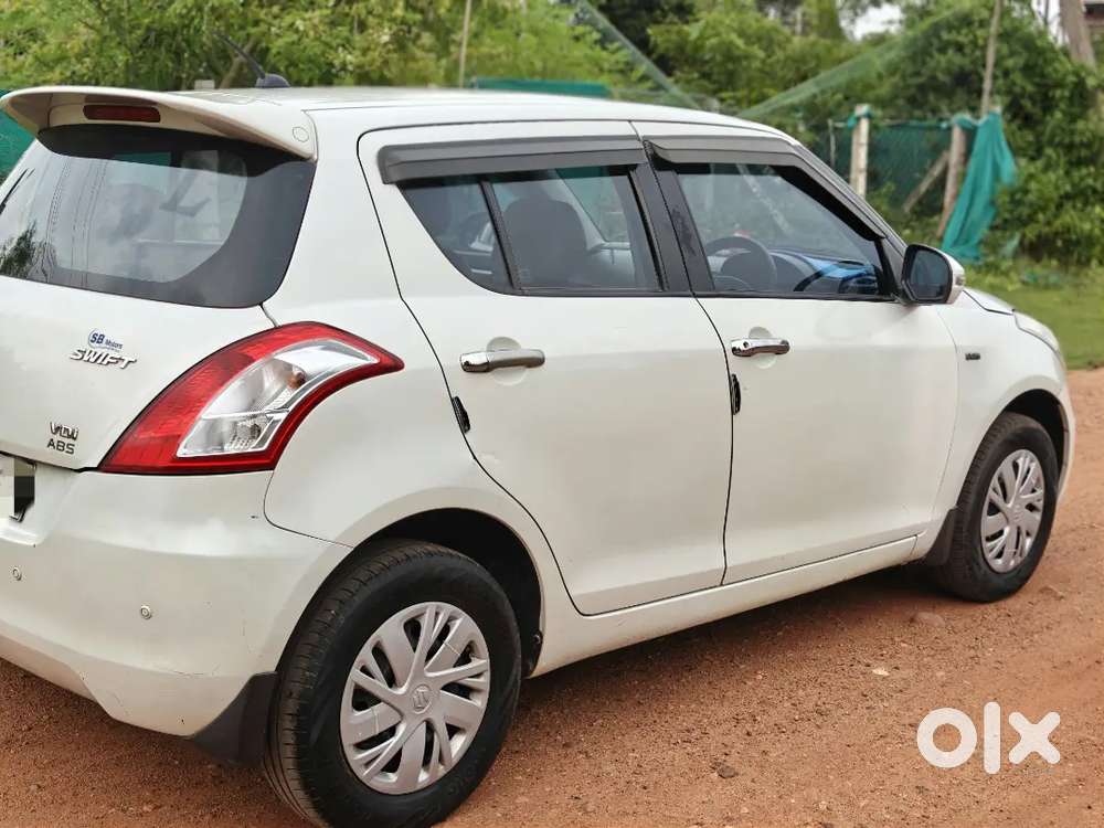 Maruti Suzuki Swift Ddis 2015 Second Owner