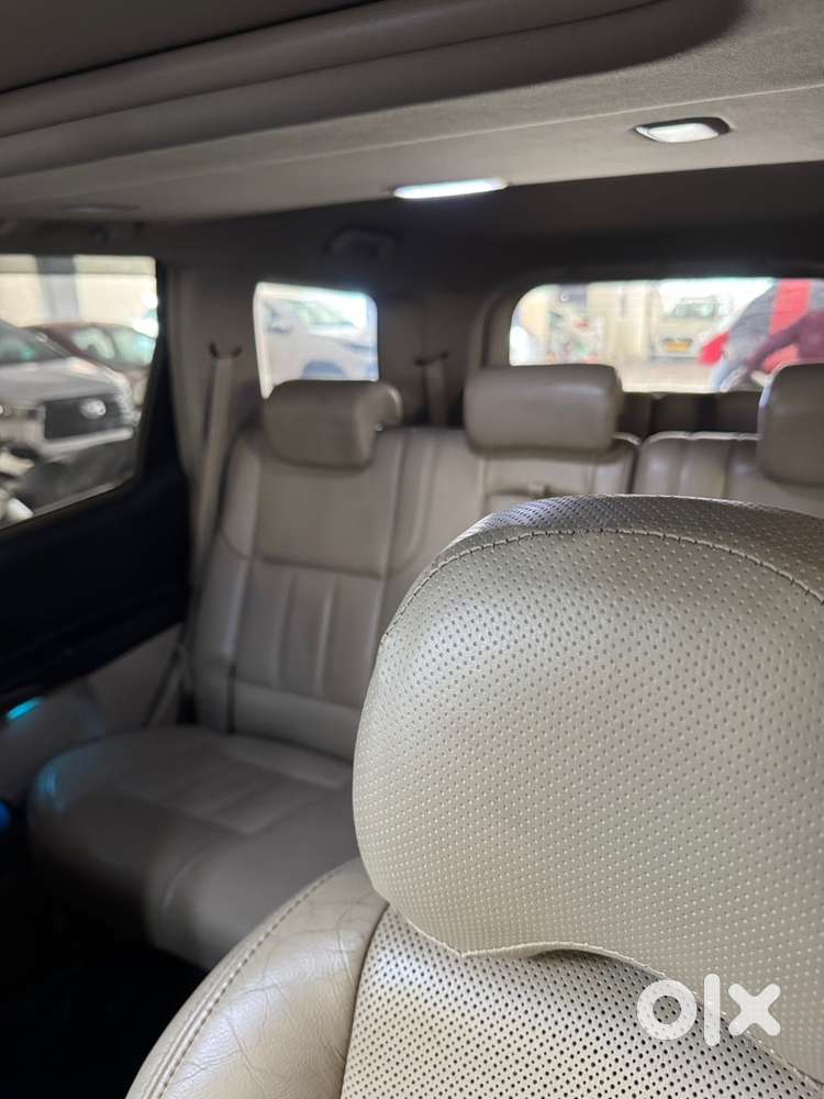 Mahindra Xuv500  W 10 Diesel 2016