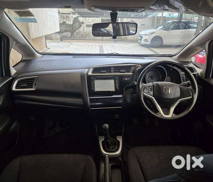 Honda Jazz V Mt Privilege, 2017, Petrol