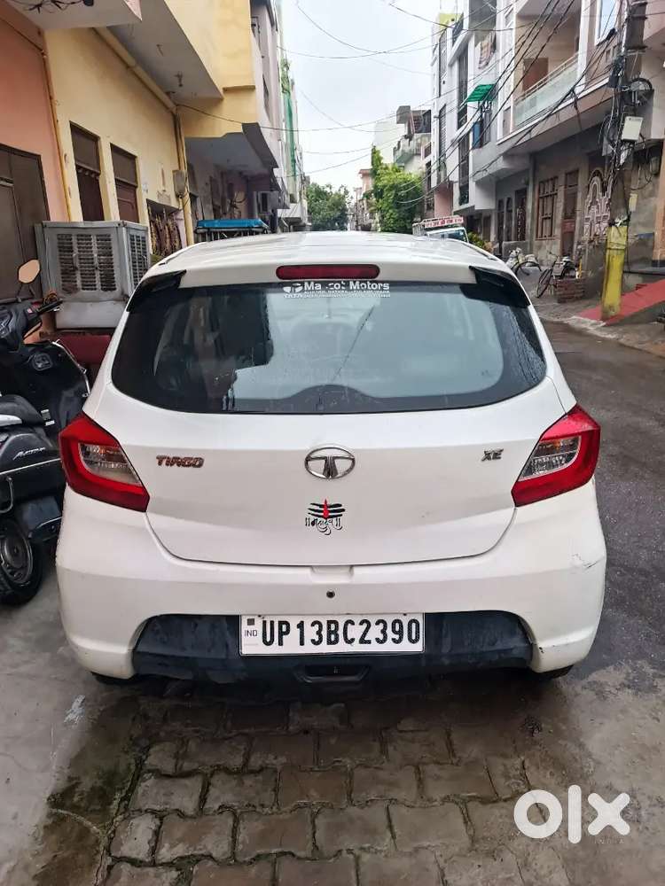 Good Condition Car With New Tyre And Battery