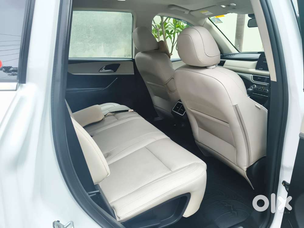 Mahindra Xuv700 2.2 Ax 7 Diesel At Str, 2023, Diesel