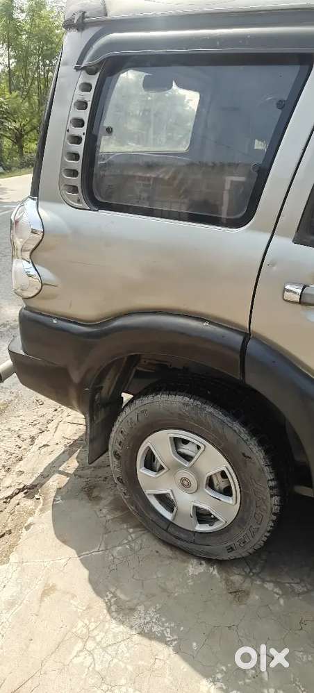 Mahindra Scorpio S2  2016