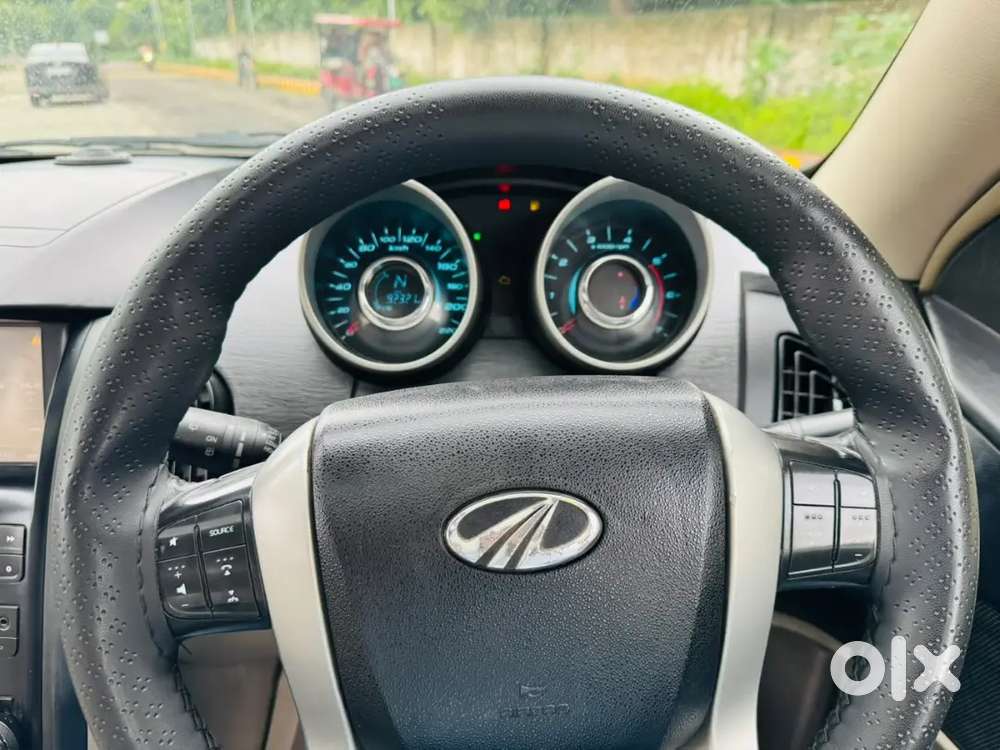 Mahindra Xuv500 2.2 2016