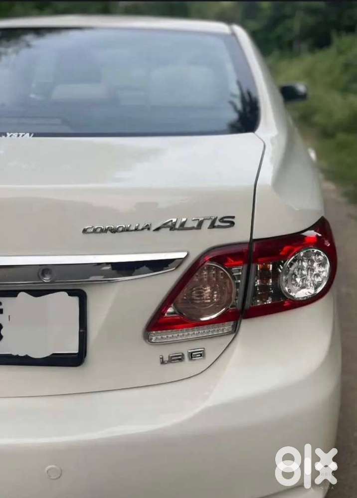 Toyota Corolla Altis 2013 Petrol Well Maintained