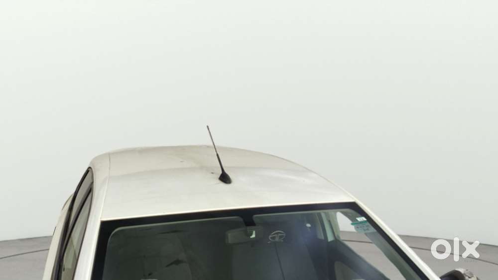 Tata Altroz 1.2 Xm Plus, 2022, Petrol