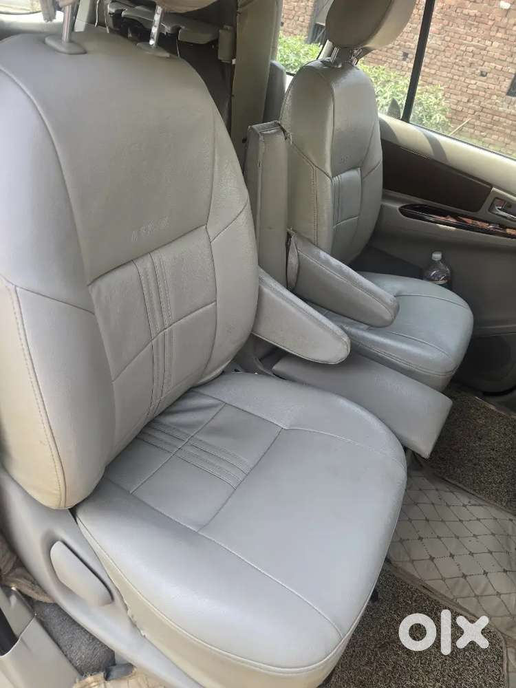 Toyota Innova 2012 Diesel Well Maintained
