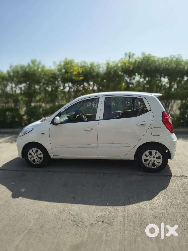 Hyundai I10 2013 Automatic Petrol 63000 Km Driven In Great Condition