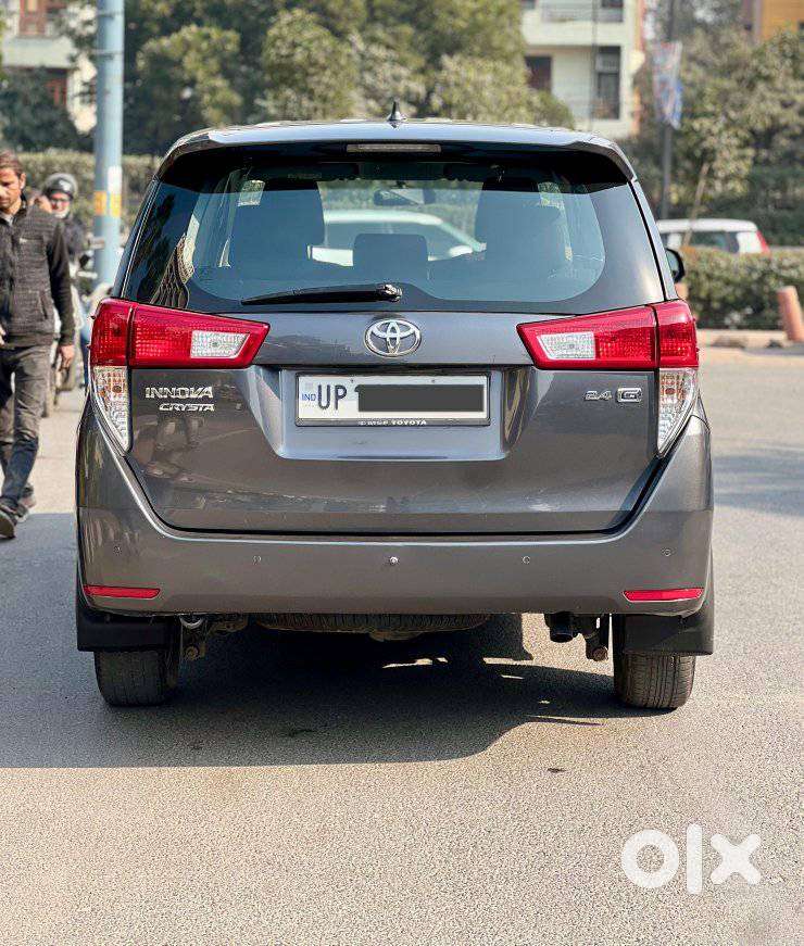 Toyota Innova Crysta 2.4 G Mt, 2022, Diesel